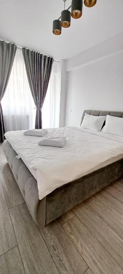 Relax Home Apartment Q Яссы Экстерьер фото