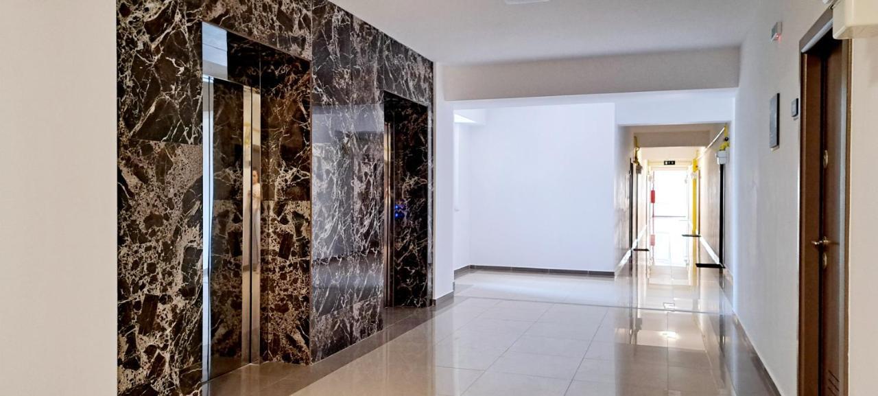 Relax Home Apartment Q Яссы Экстерьер фото