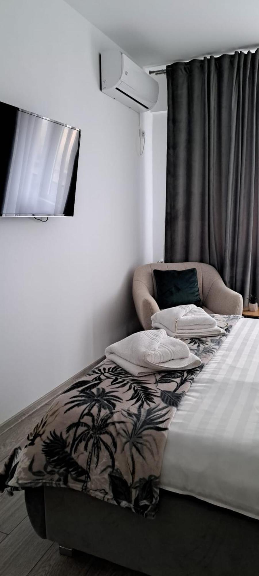 Relax Home Apartment Q Яссы Экстерьер фото